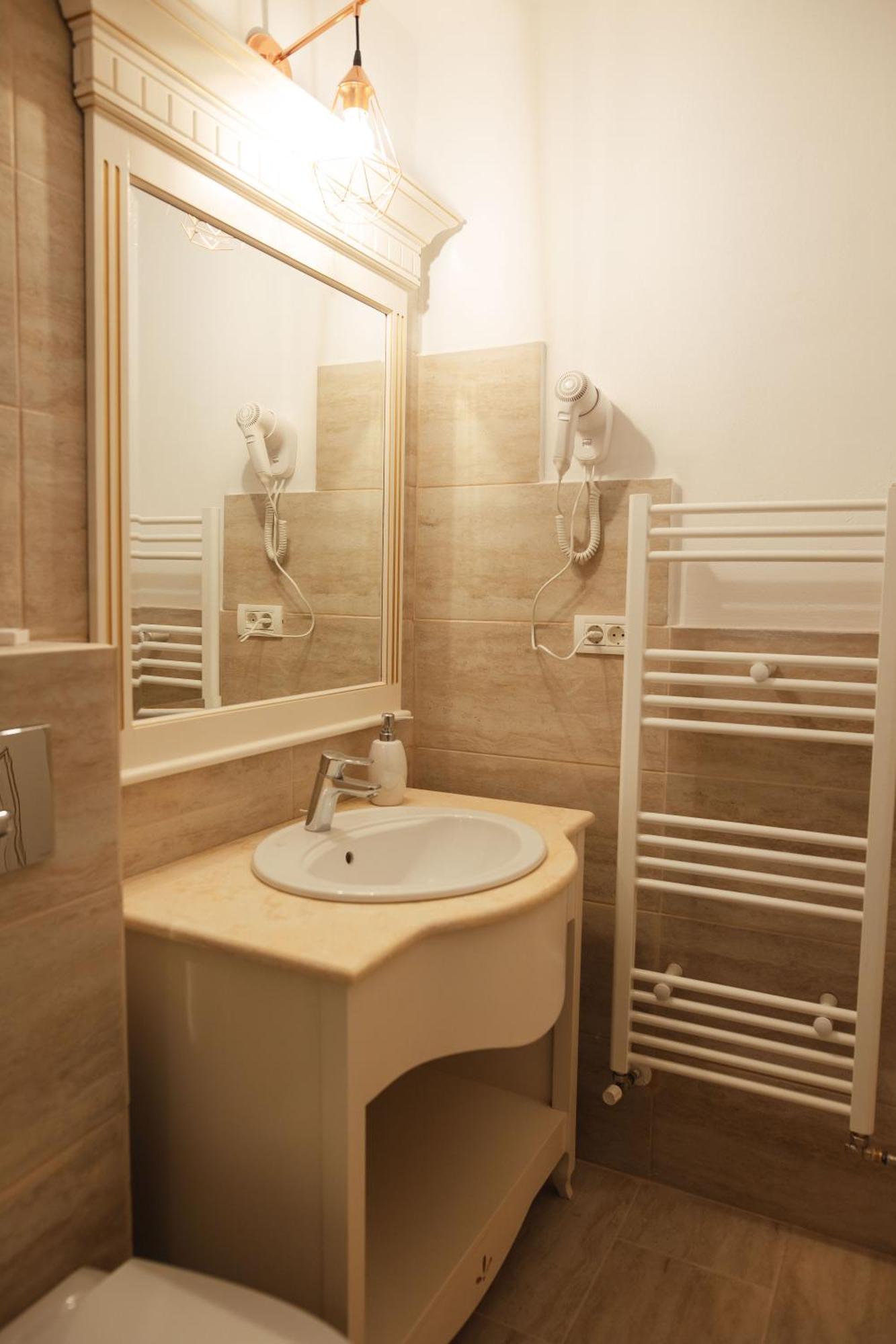 Hotel Miruna Сымбэта-де-Сус Экстерьер фото